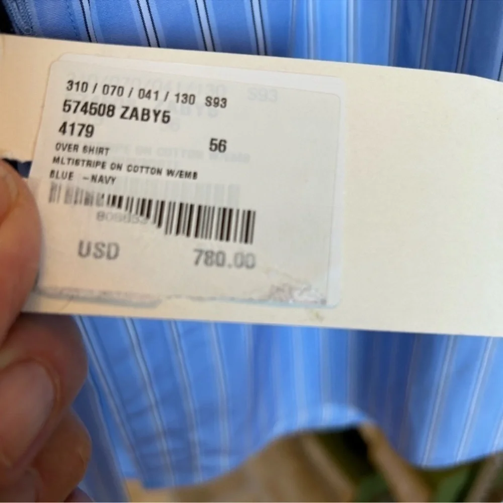 Men’s Gucci, blue stripe button up cotton shirt, size 56 made in Italy